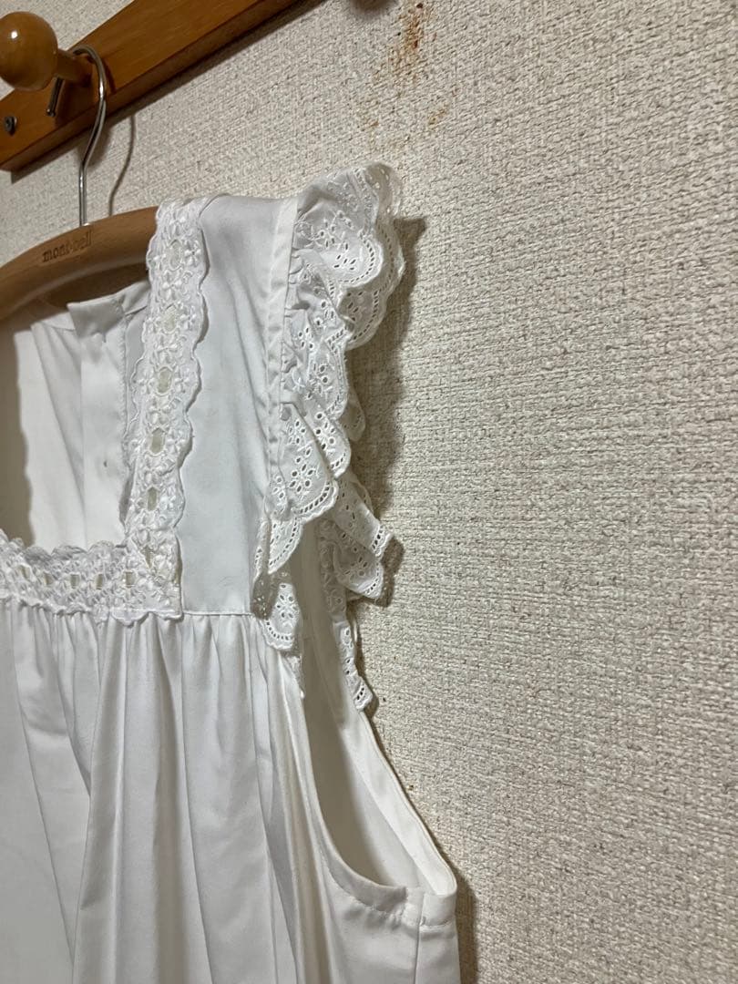 さえら エプロンドレス オフホワイト 日本製 カフェ メイド オーバードレス