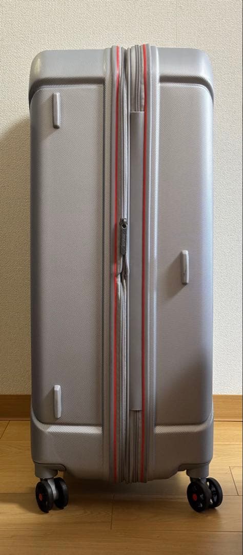 アメリカン　ツーリスター　スピナー77 エキスパンダブル　スーツケース