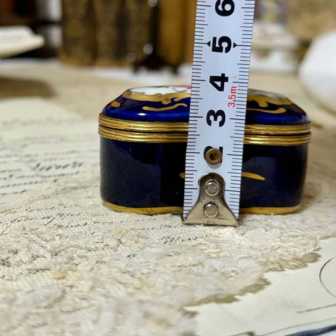 アンティーク　リモージュ　トリンケット　花柄の陶器　小物入れ　蚤の市