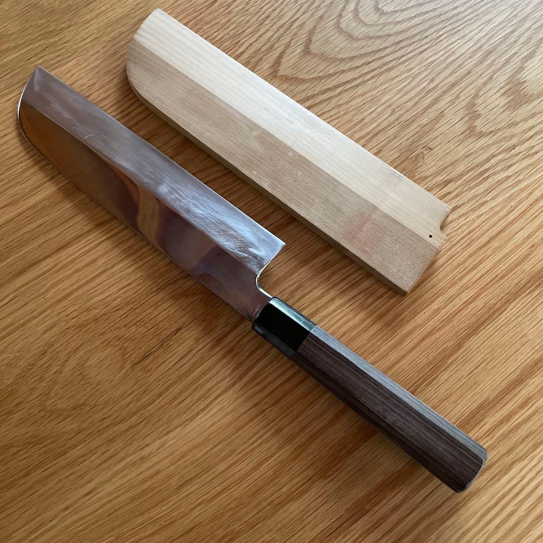 粟田口 一竿子忠綱と同手 薄刃包丁　本焼　八寸　黒檀柄