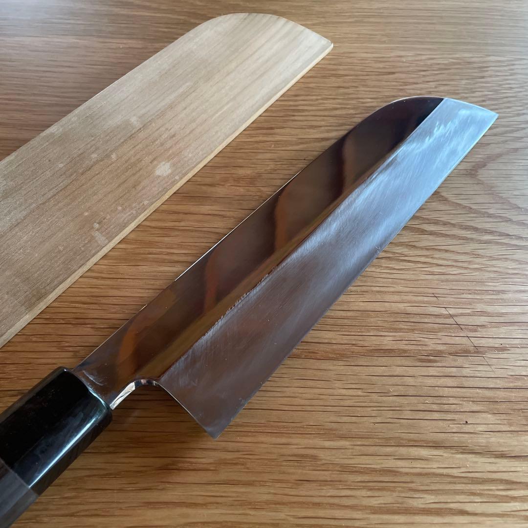 粟田口 一竿子忠綱と同手 薄刃包丁　本焼　八寸　黒檀柄