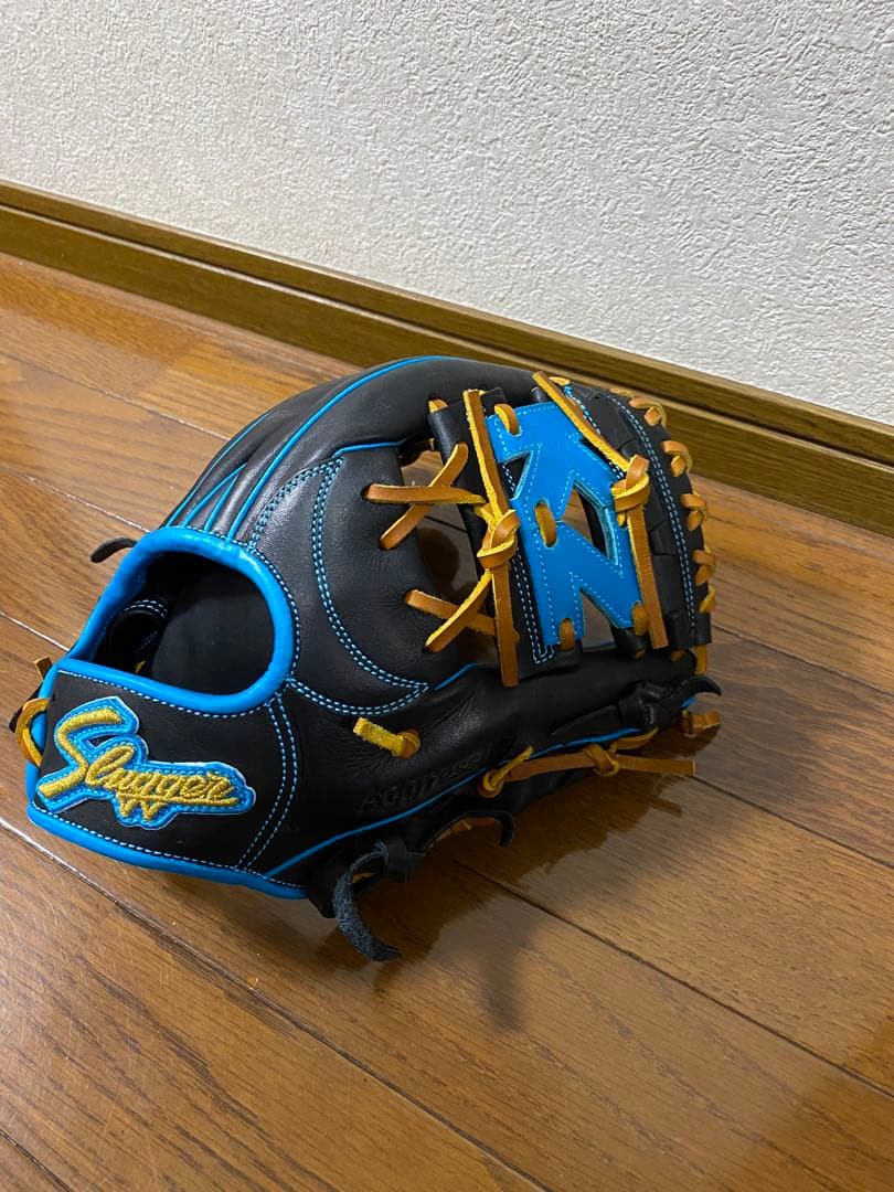 スラッガー 軟式グローブ　内野用 L7S 松井稼頭央選手仕様イメージ