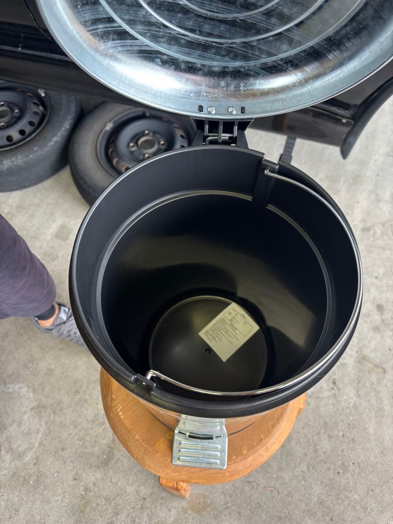 スナップオン　Snap-on スチールペダル式ゴミ箱