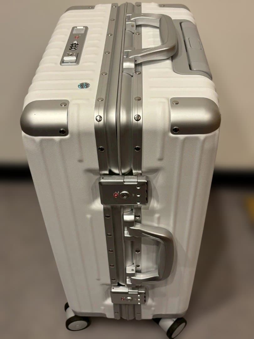 多機能キャリーケース【マットホワイト S】B28