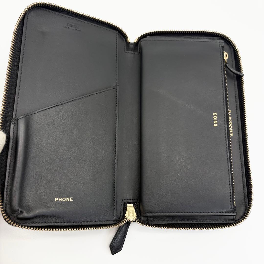 【美品】FENDI　長財布　ラウンドファスナー　バグズ　モンスター