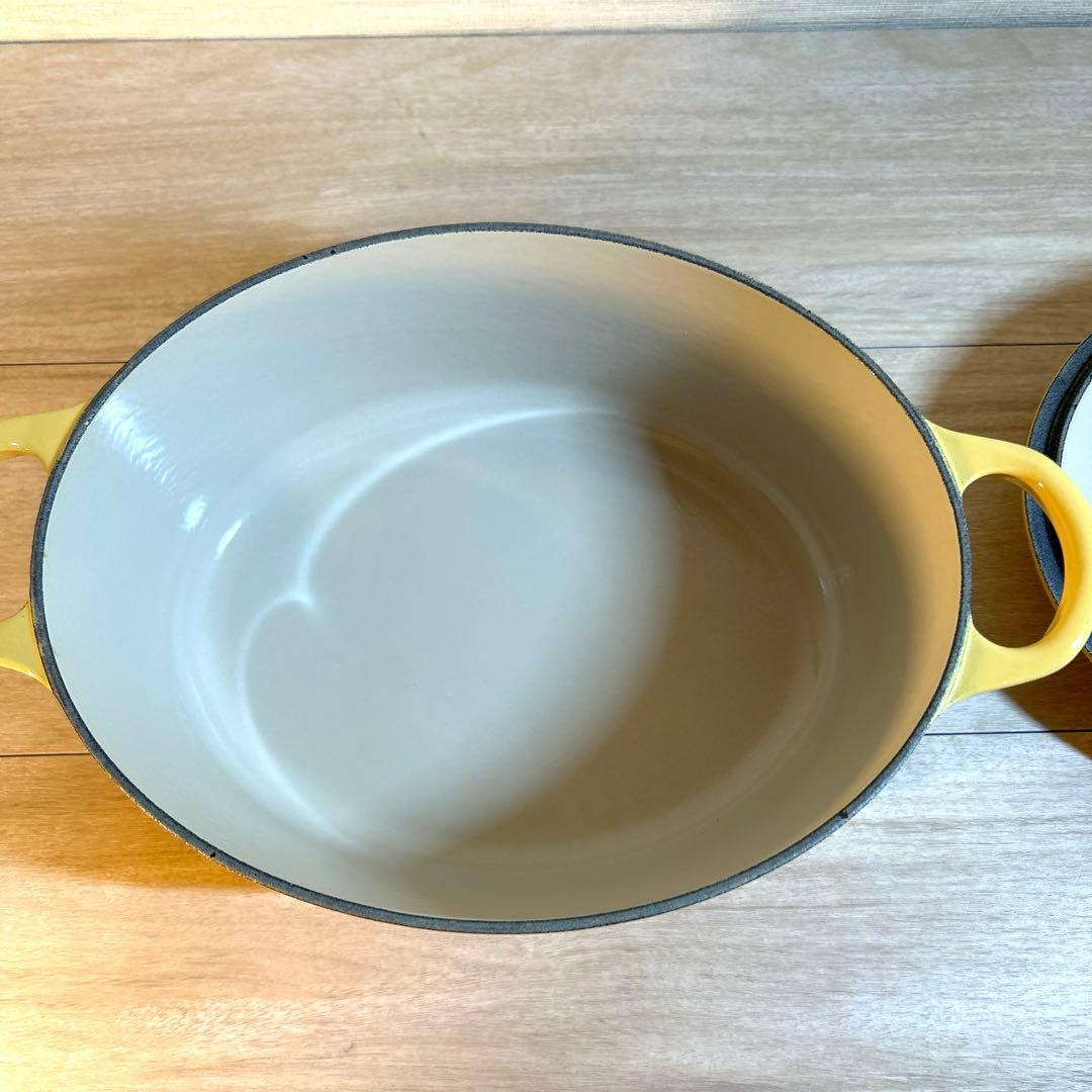 ルクルーゼ　ココットオーバル　25cm イエロー　両手鍋　鍋