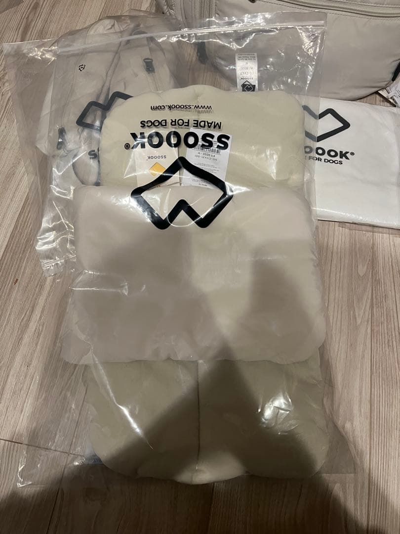 SSOOOK バックパック BEIGE M インナーブランケット付き タグあり