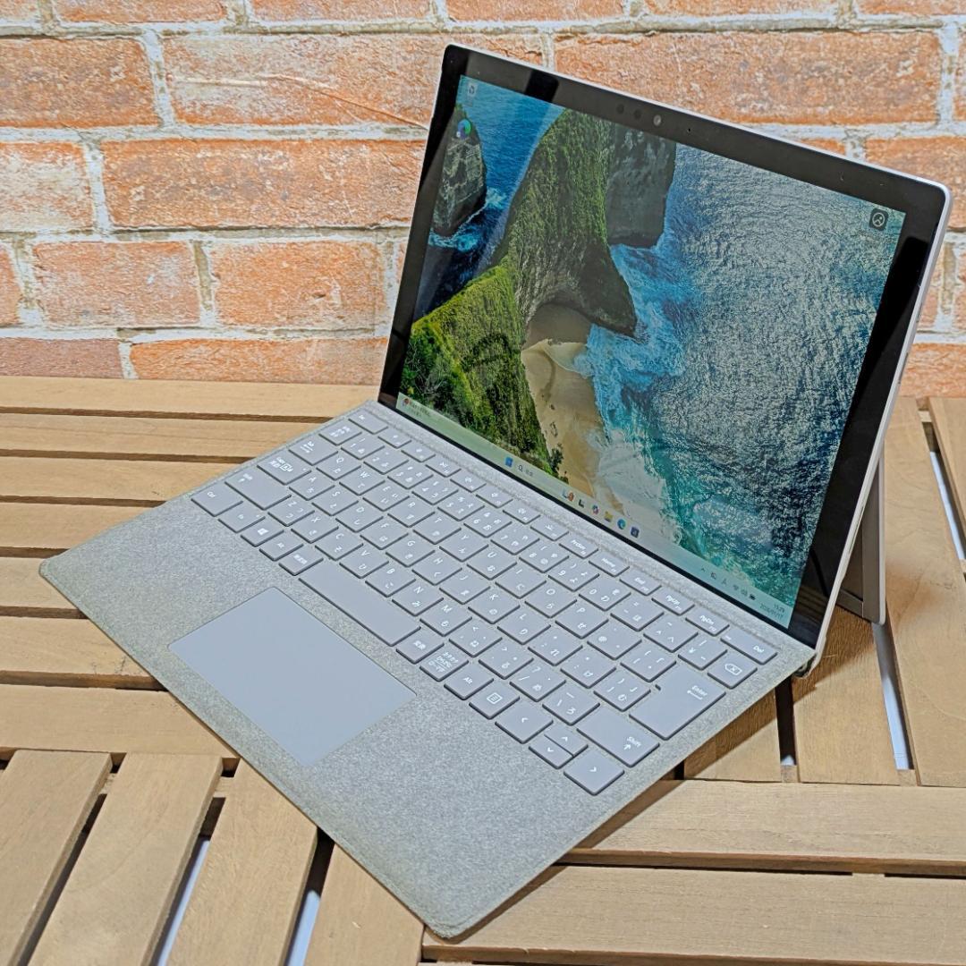 (2601)Surface Pro i7 16GB 512GB 充電１６回
