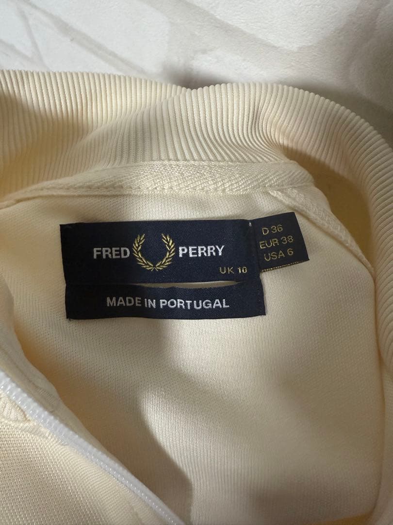 さくら　FRED PERRY フルジップジャケット UK10