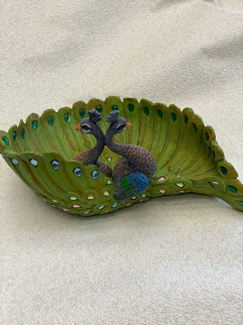 孔雀型入れ物　飾物入れ　オブジェ　物入