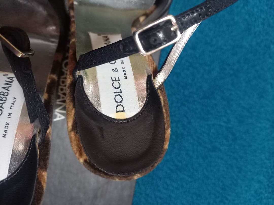 Dolce & Gabbana ミンク付きサンダル