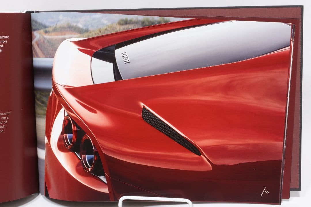 フェラーリ本カタログ 812スーパーファスト ハードカバー付き 伊・英80ページ