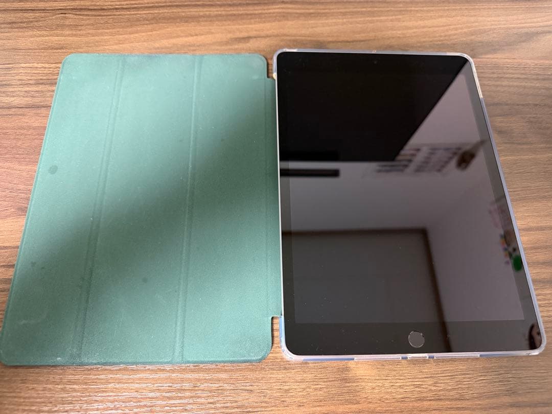 K*7様 iPad第9世代 Wi-Fiモデル 64GB MK2L3J/A