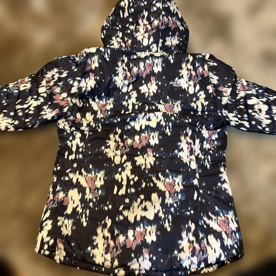 The North Face ダウンジャケット リバーシブル　ホワイト/花柄