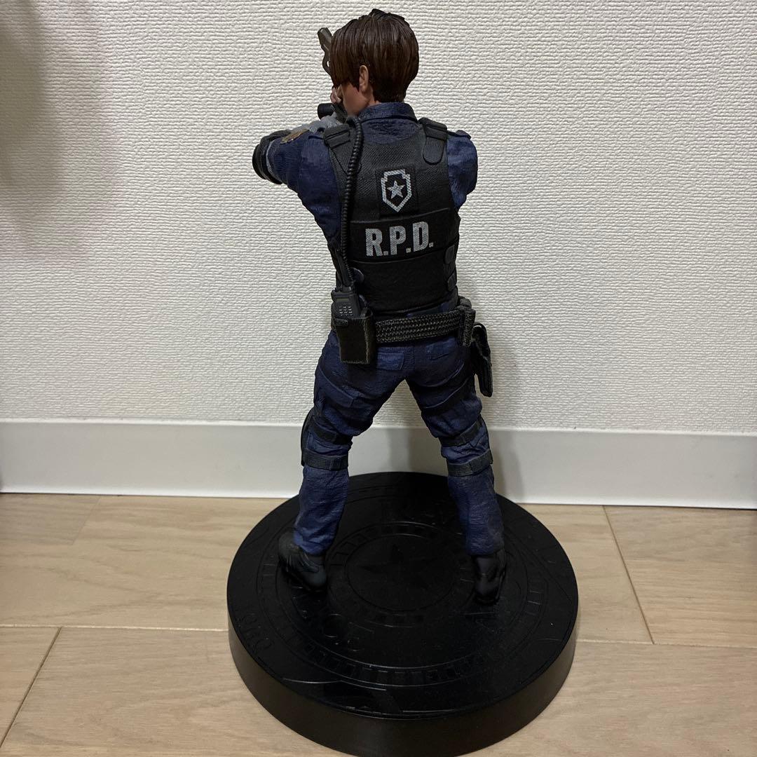 バイオハザードRE2 コレクターズ エディション レオン・S・ケネディ箱無し