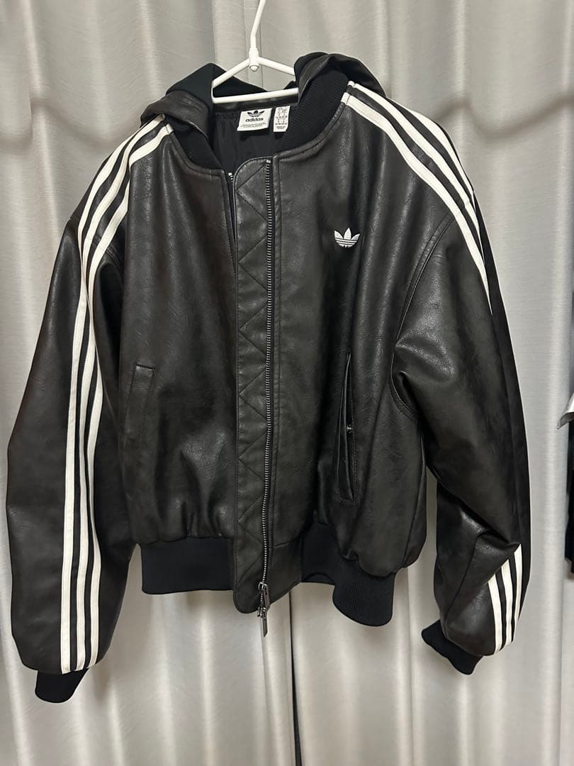 【専用】adidas フェイクレザージャケット