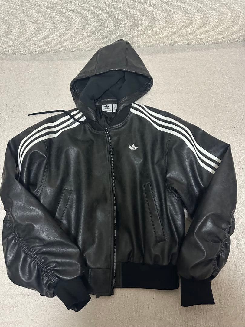 【専用】adidas フェイクレザージャケット