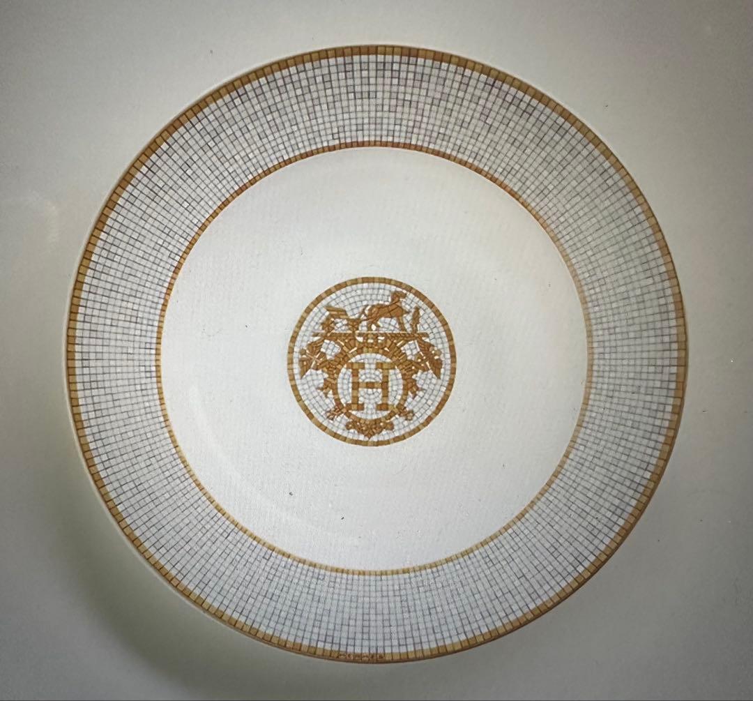新品未使用品　エルメス　スーププレート 〈モザイク 24〉 プラチナ　1枚