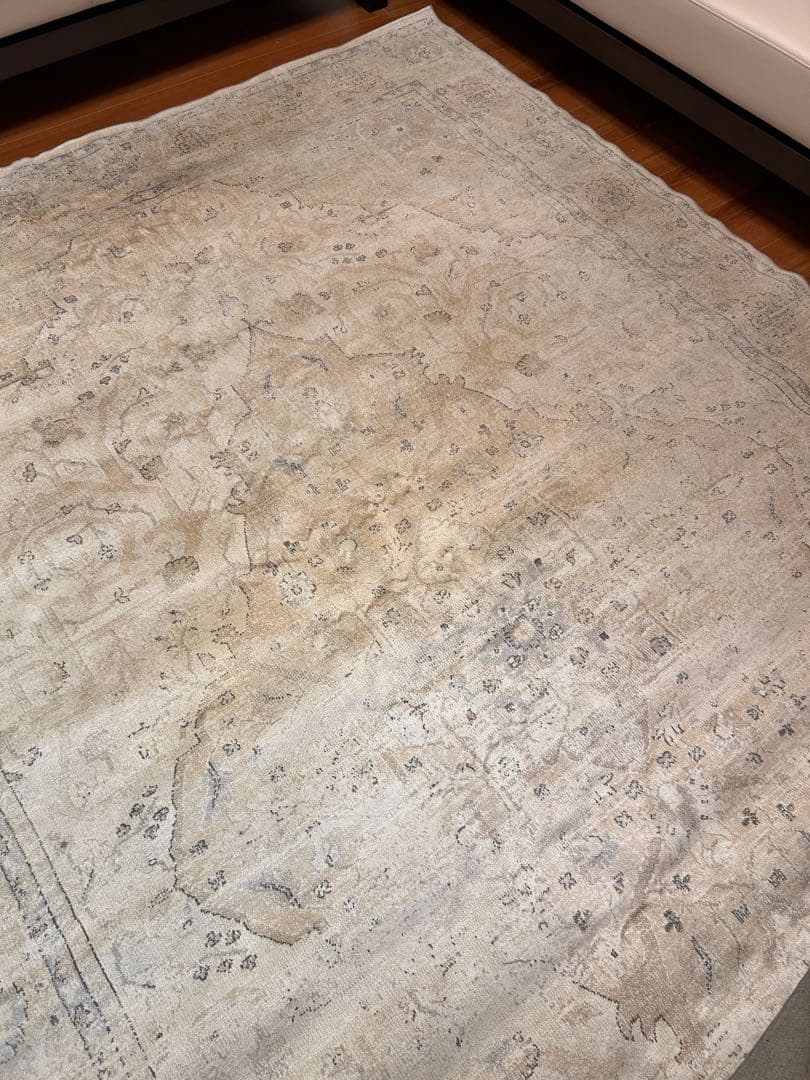 ザラホーム　ヴィンテージ風ラグ