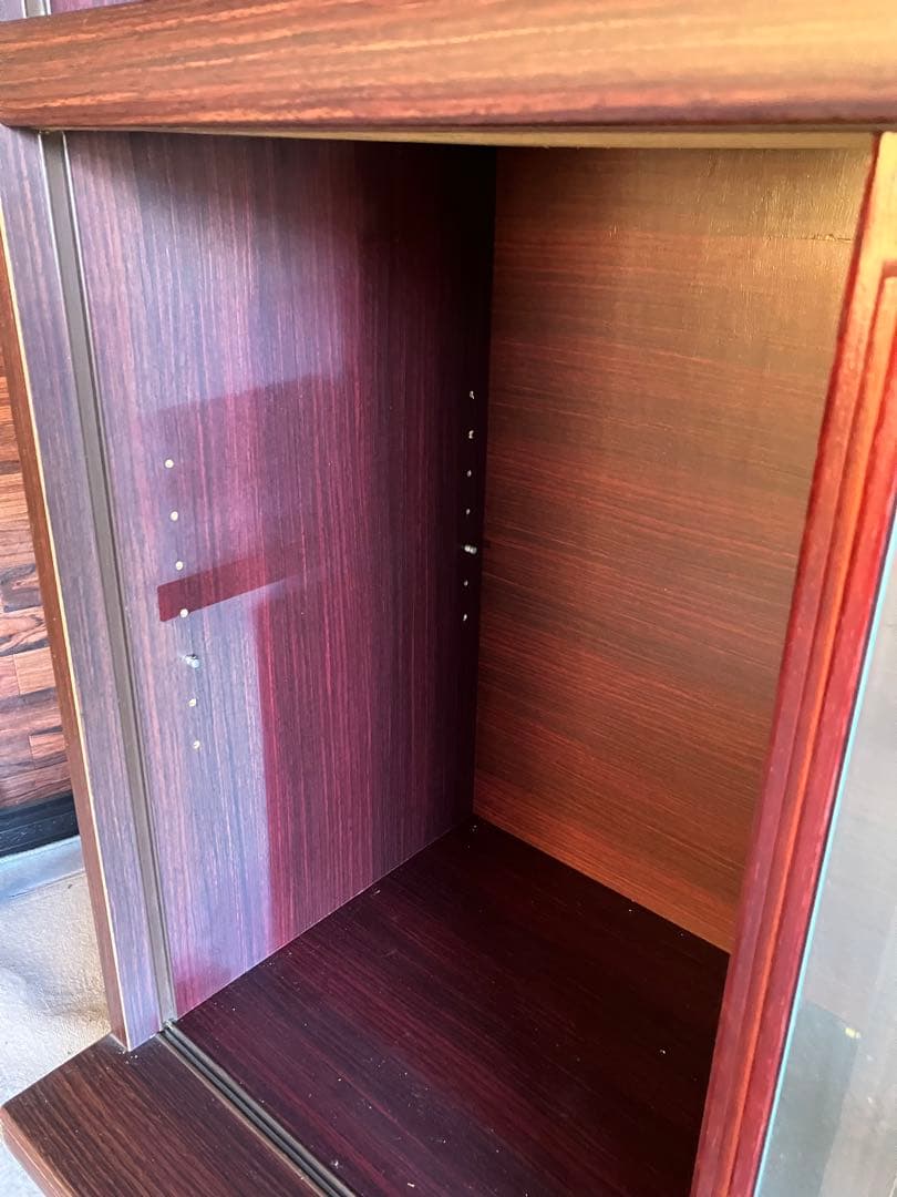 木製本棚　ガラス扉付き　収納棚