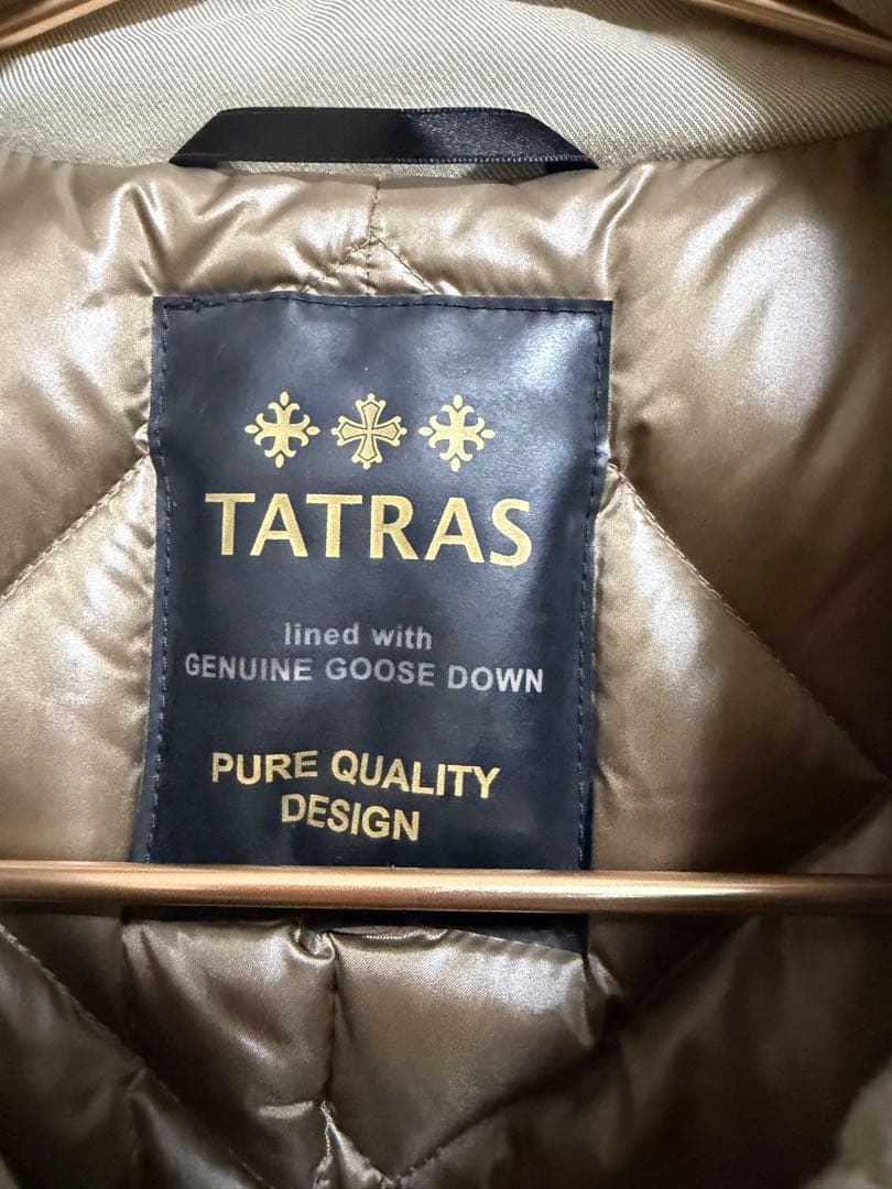 TATRAS ベージュ ダウンジャケット　アウター