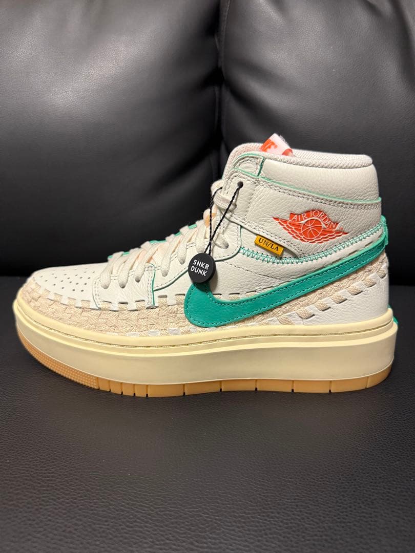 Nike Air Jordan 1 ハイカット スニーカー（残り25日）
