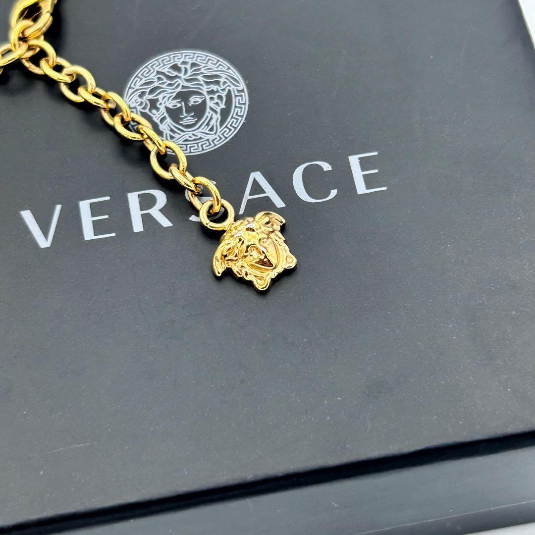 【現行】ヴェルサーチ メデューサ Donatella ネックレス ゴールド