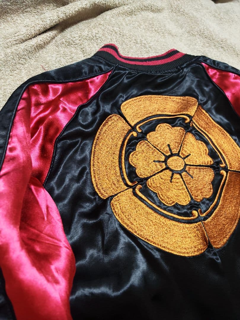 絡繰魂 馬 日本限定 スカジャン 花 unisex レーヨン ２面用 珍