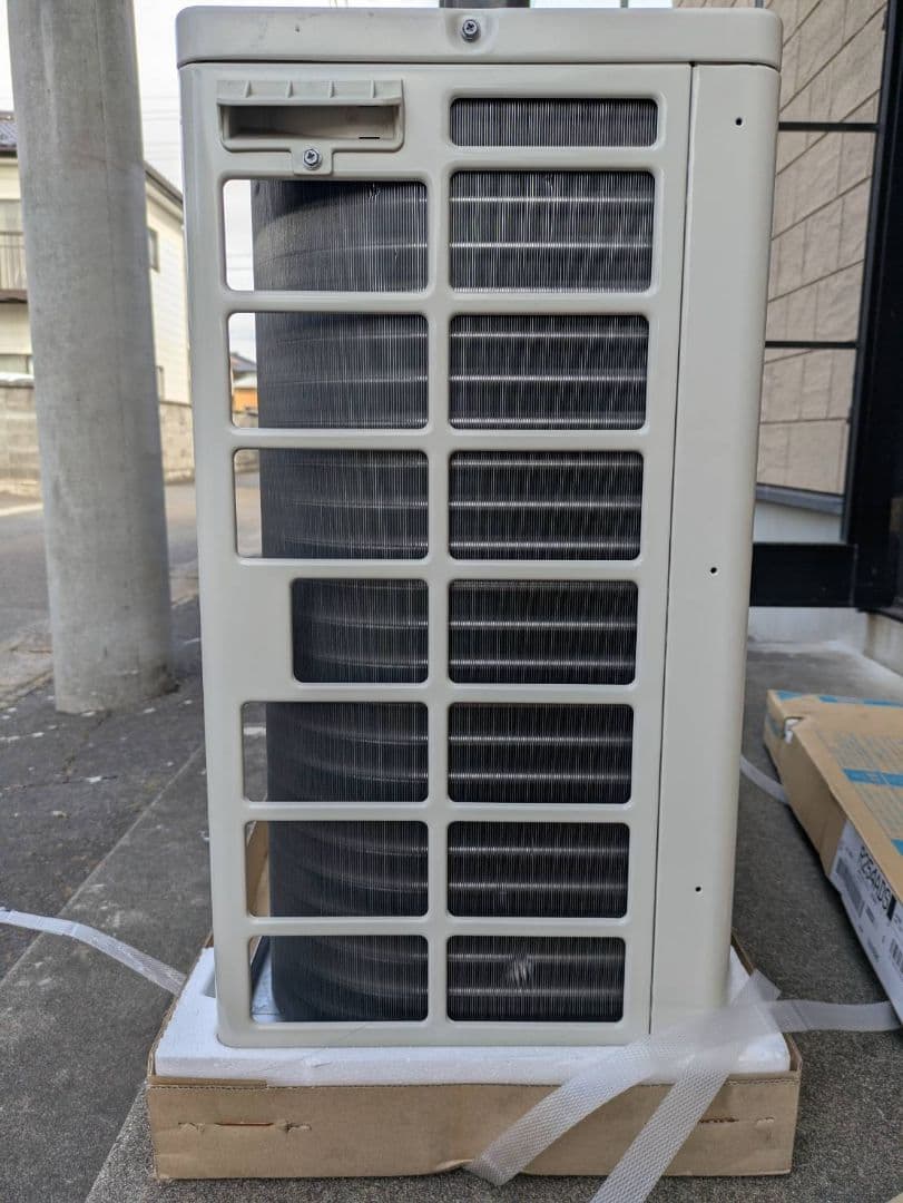 試運転のみ　2024年製　ダイキン室外機のみ　R254ADS　エアコン