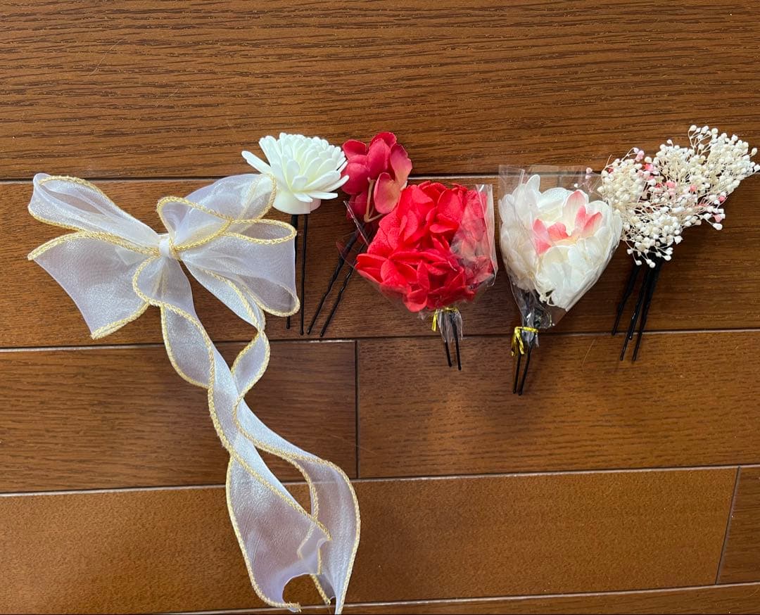 袴セット 髪飾り付き赤色 花柄 150cm アリサナ