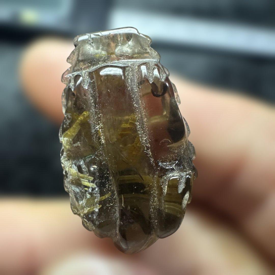 【高品質】ゴールドルチル　龍亀　天然石置物　2個セット　台座付