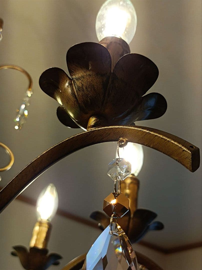 ゴージャスなゴールドカラー★暖色オールスワロフスキー使用！★カスタムシャンデリア