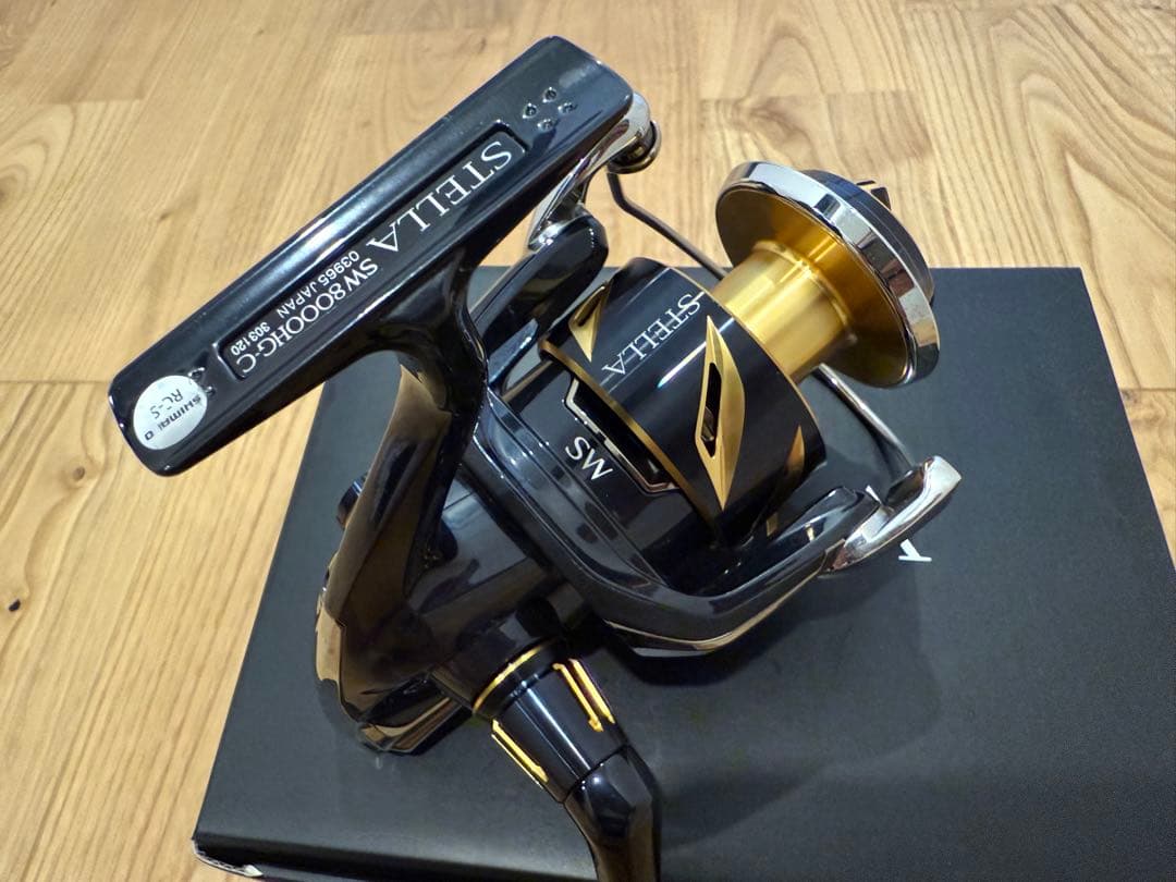 19STELLA SW 8000HG スピニングリール