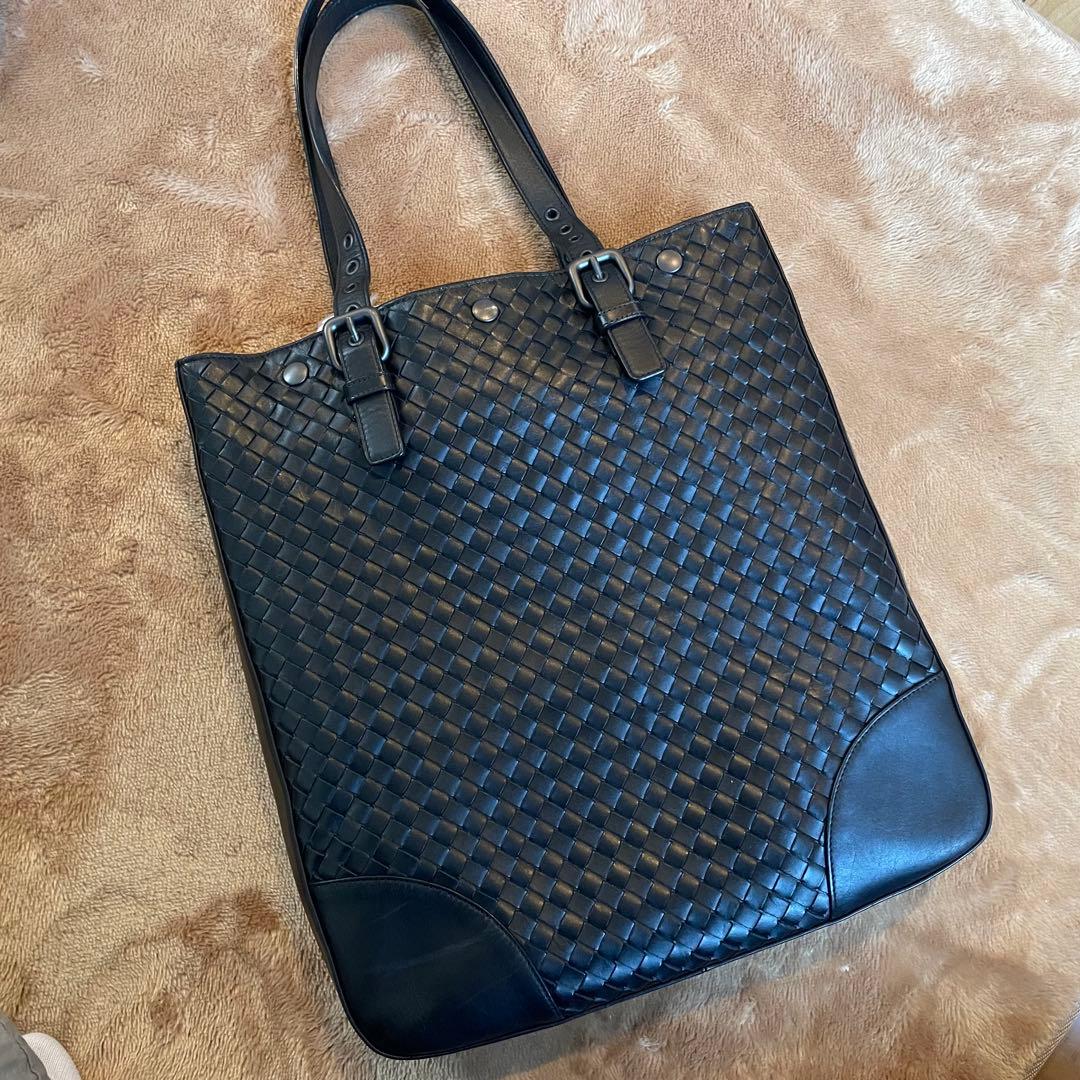 ボッテガヴェネタ　ブラック　トートバッグ　イントレチャート　肩掛け　A4可