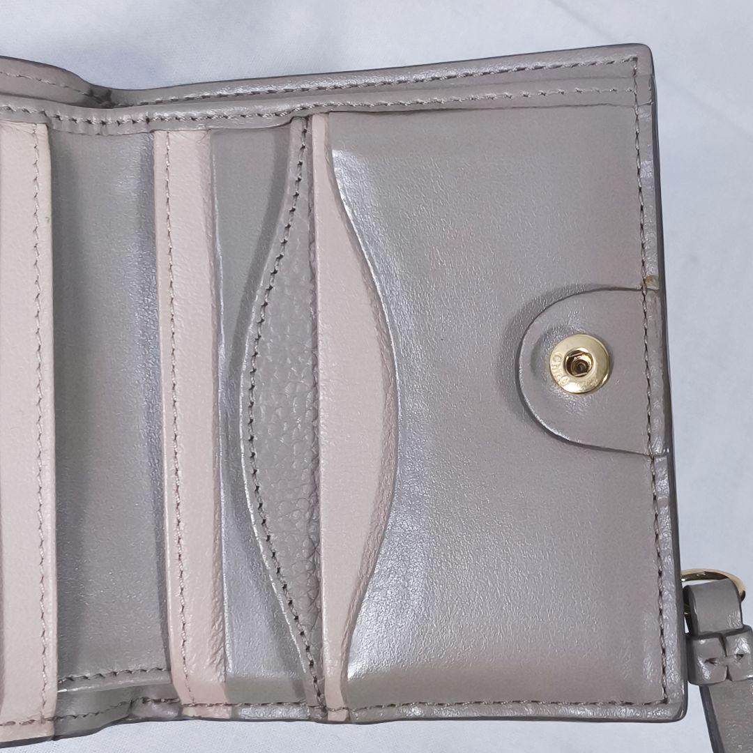 Chloe　ABY　クロエ　アビー　南京錠のチャーム　三つ折り財布