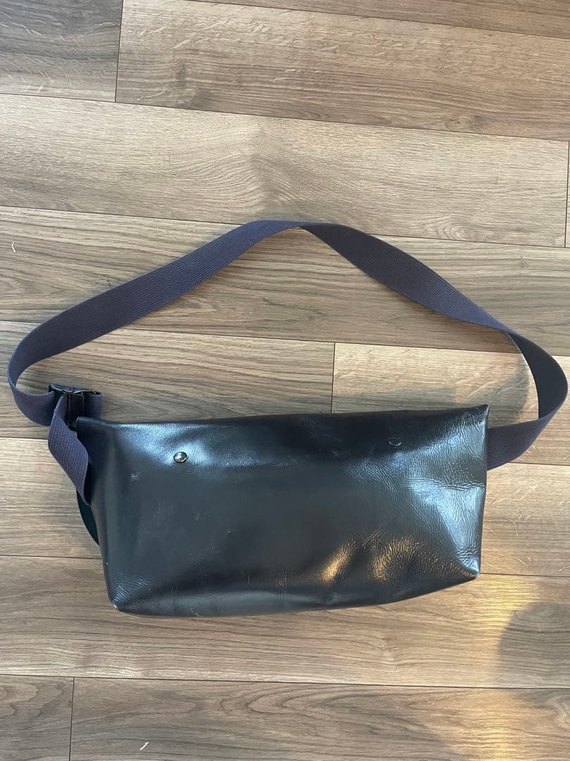 Uni&co. (ユニアンド コー) メッセンジャーバッグ