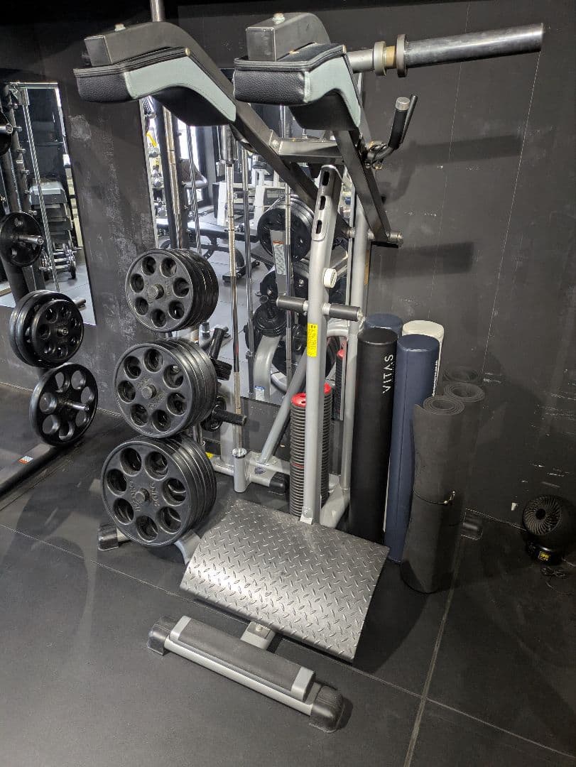 A*O様 タフスタッフ taffstaff スクワットプレスマシン