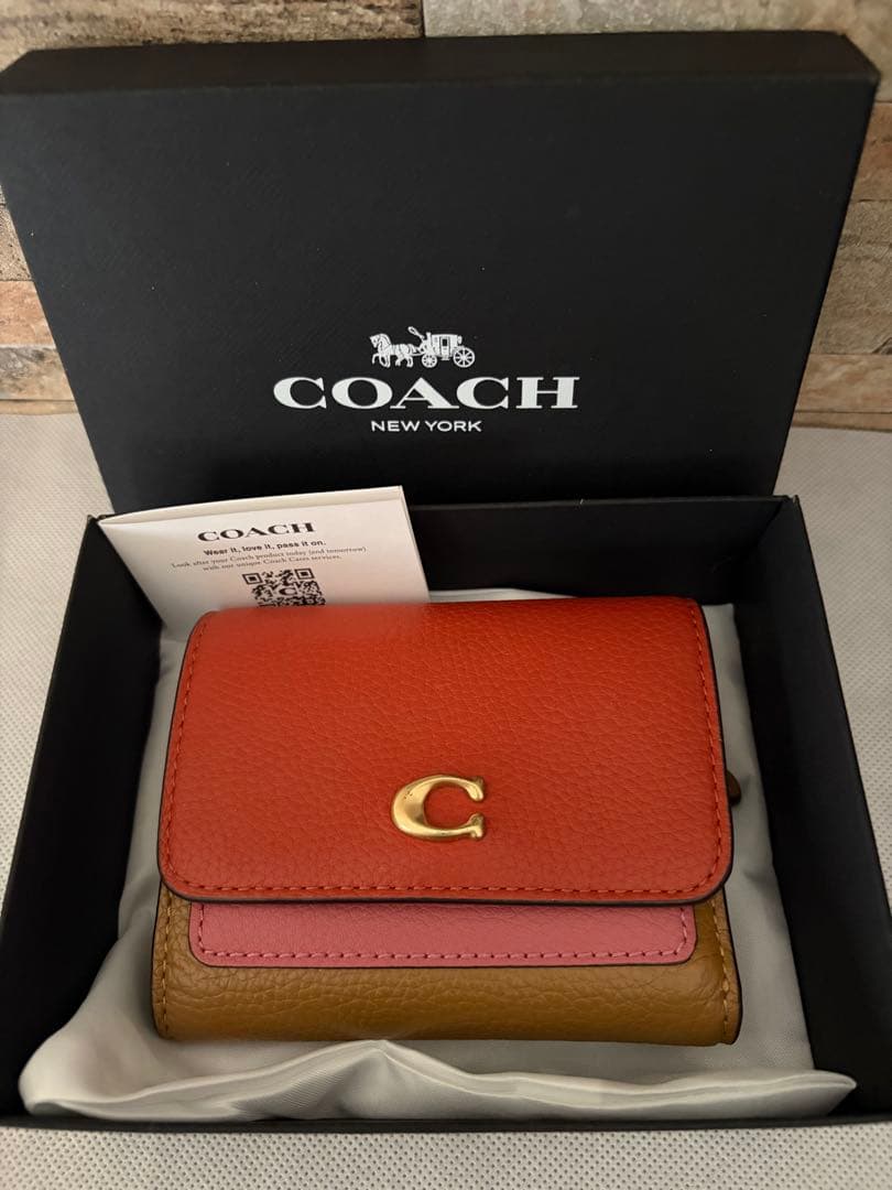 【COACH】ミラ スモール フラップ ウォレット・カラーブロック