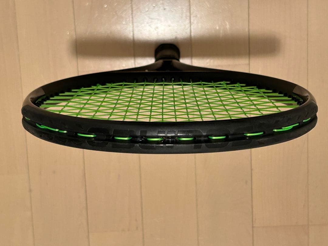 【Ai】テニスラケット　SOLINCO BLACKOUT 285