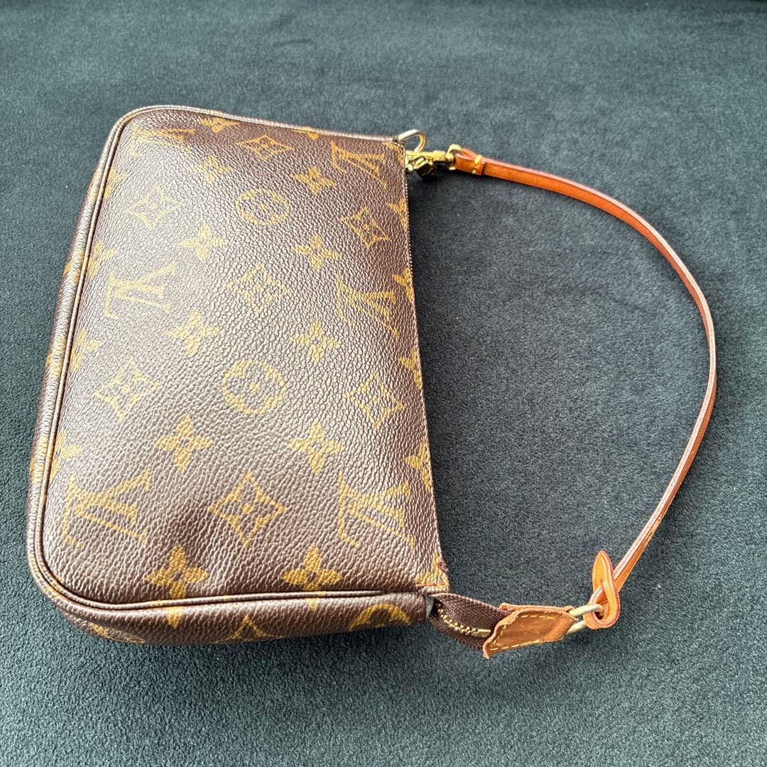 美品Louis Vuitton モノグラムミニポシェットアクセソワールポーチ