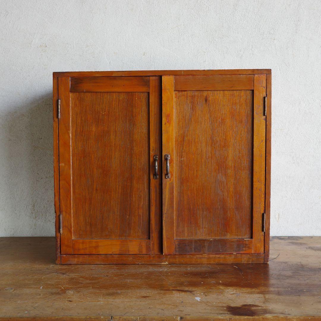 お値下げ！開き扉の棚　スパイスラック