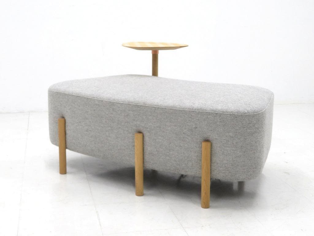 展示品　カリモク　ドラドラ　北欧　オーク材　ソファ サイドテーブル　付き