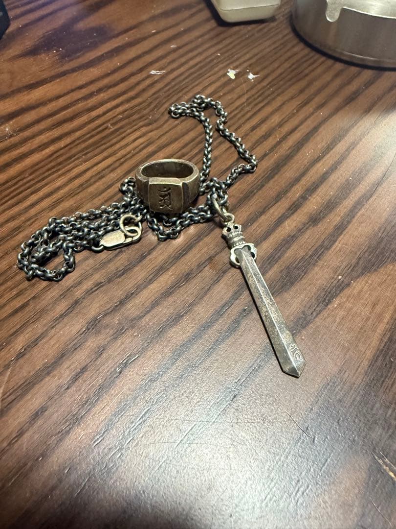 彫銀　不動剣　ネックレ