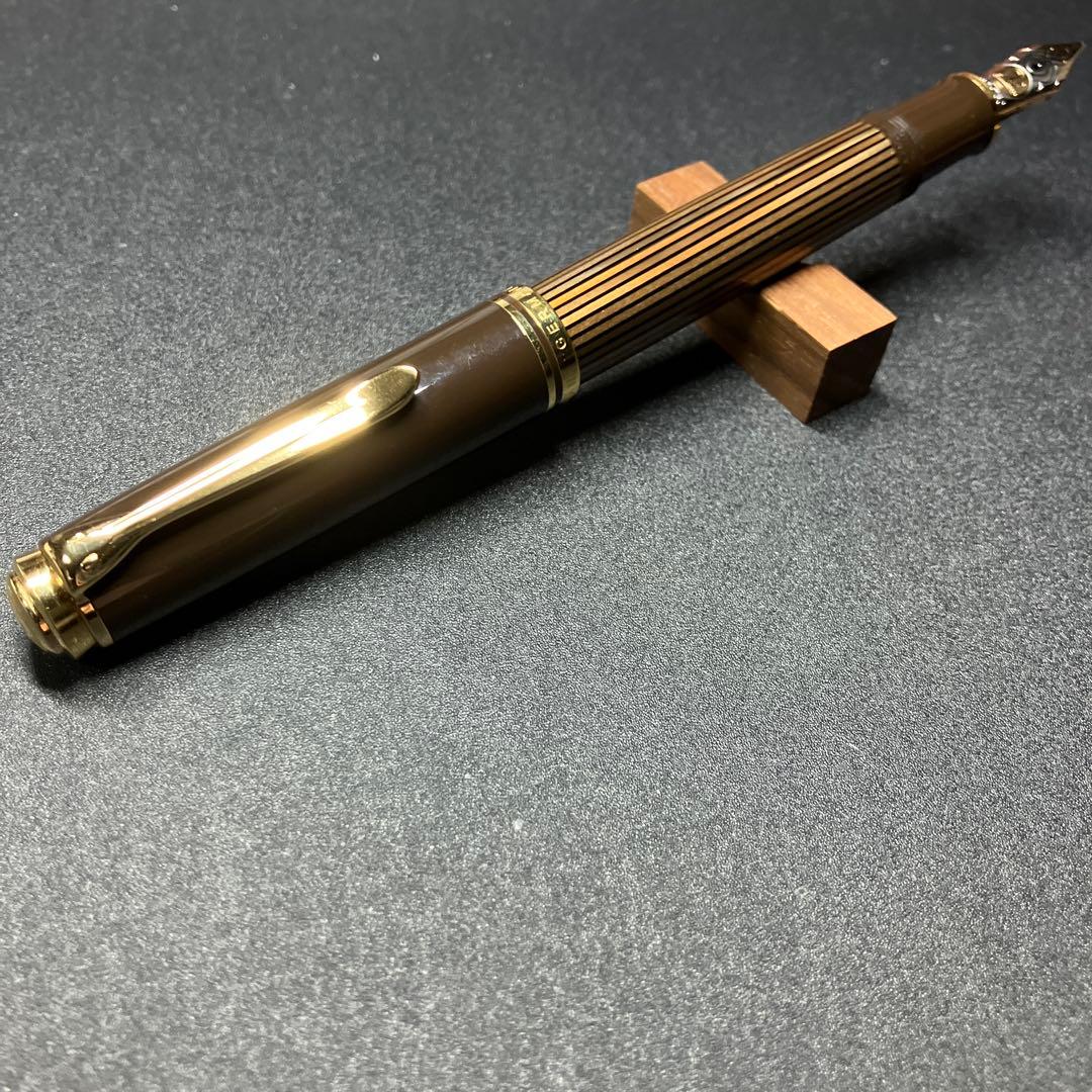 ペリカンM800 ブラウンブラック　中字　 試筆程度の美品