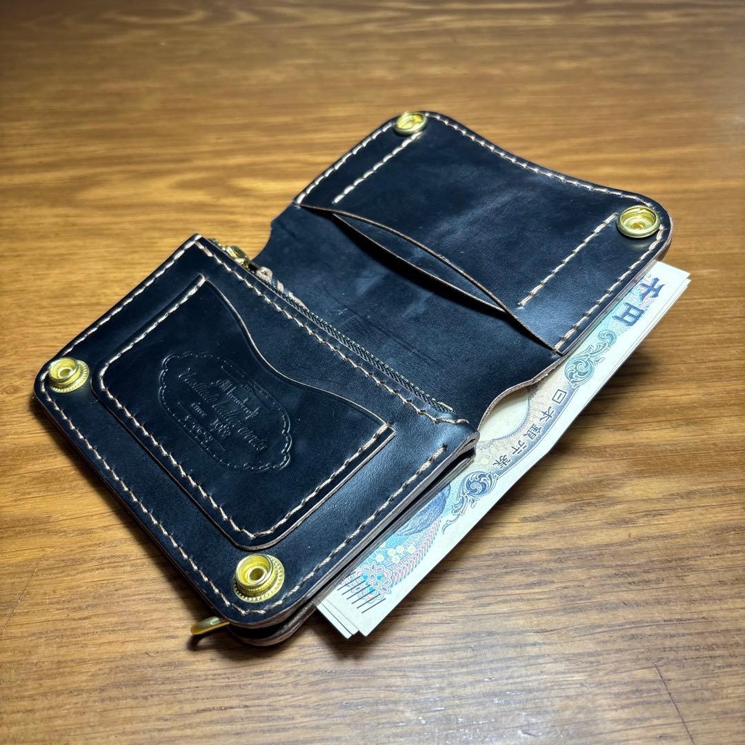 らららー　二つ折りミドルウォレット 糸ベージュ　刻印丸囲い