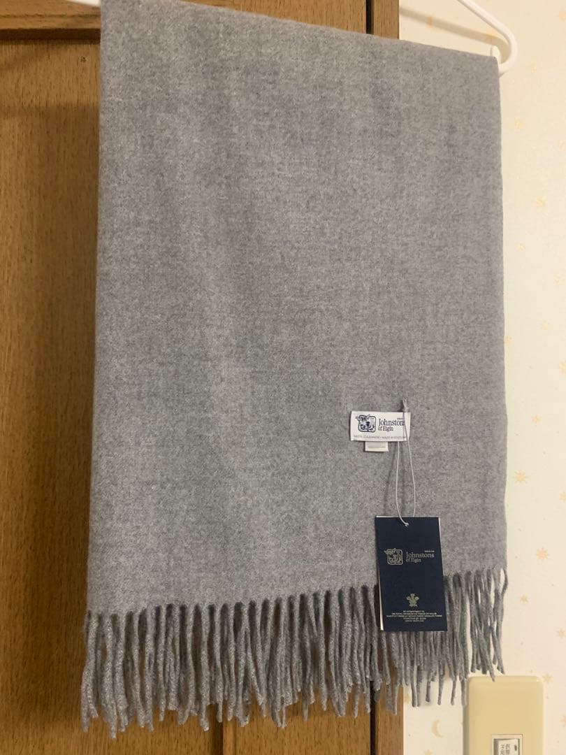 大*臣様 ジョンストンズ スカーフブラック 大判ブラック カシミヤ ストール　グ