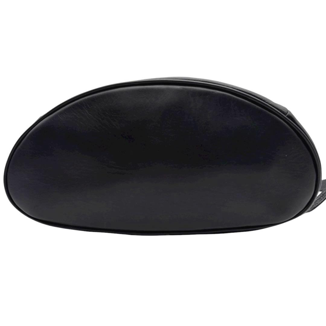 美品◎ イアパピヨネ レザースタンドリュックⅡ リュック A4可 ビジネス可 黒