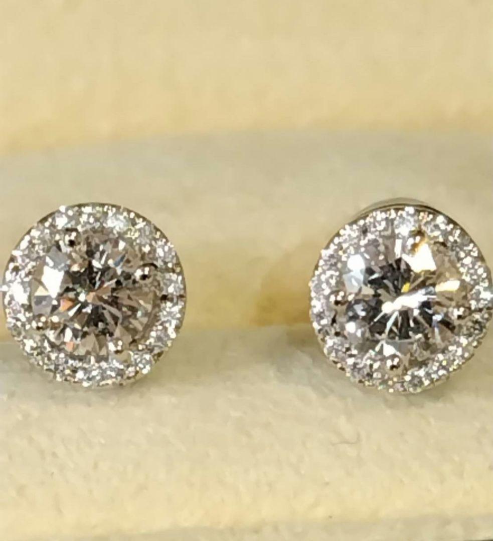 専用PT 900ダイヤモンドピアス