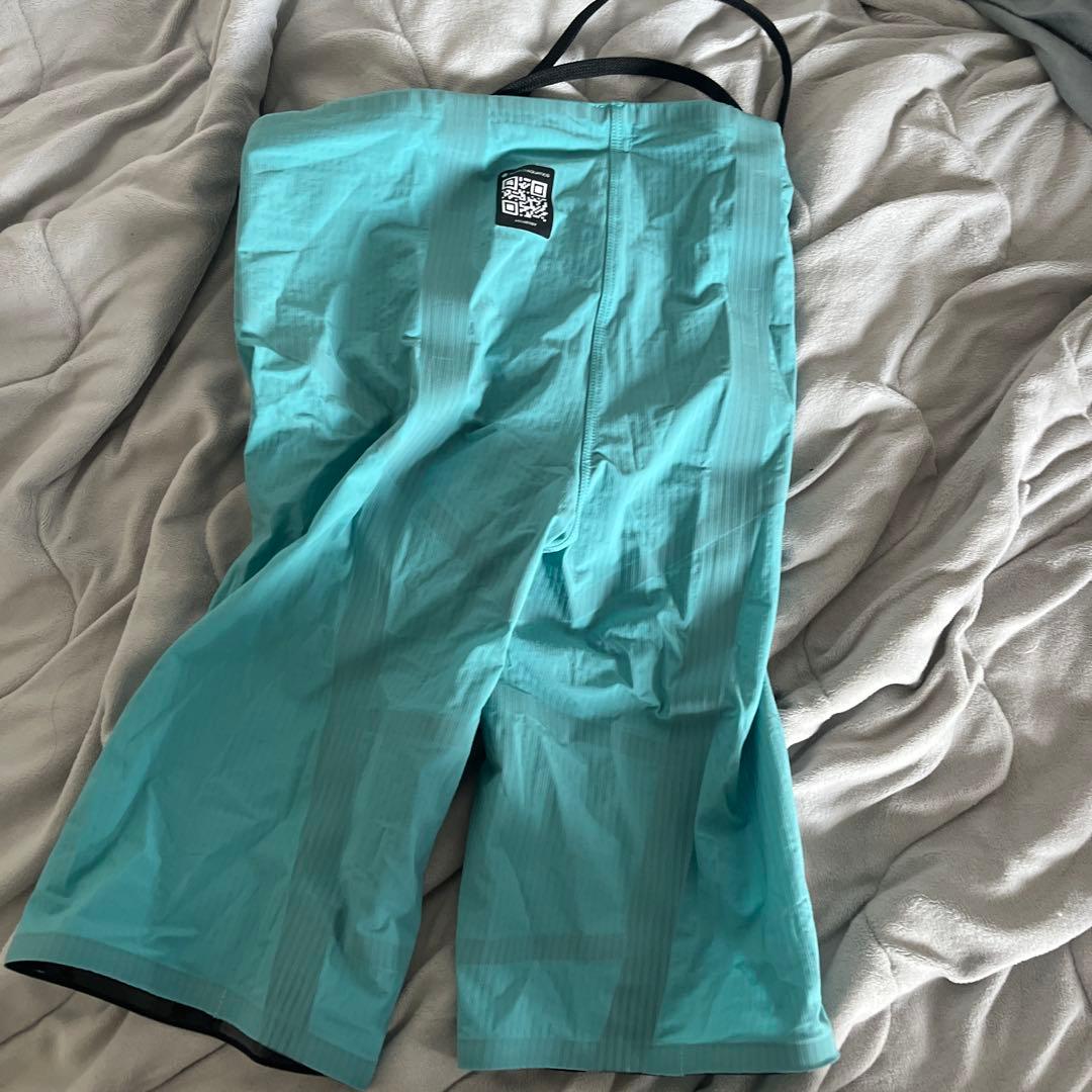 ⭐*読様 競泳水着ミズノGXSONIC6 CR Mサイズ