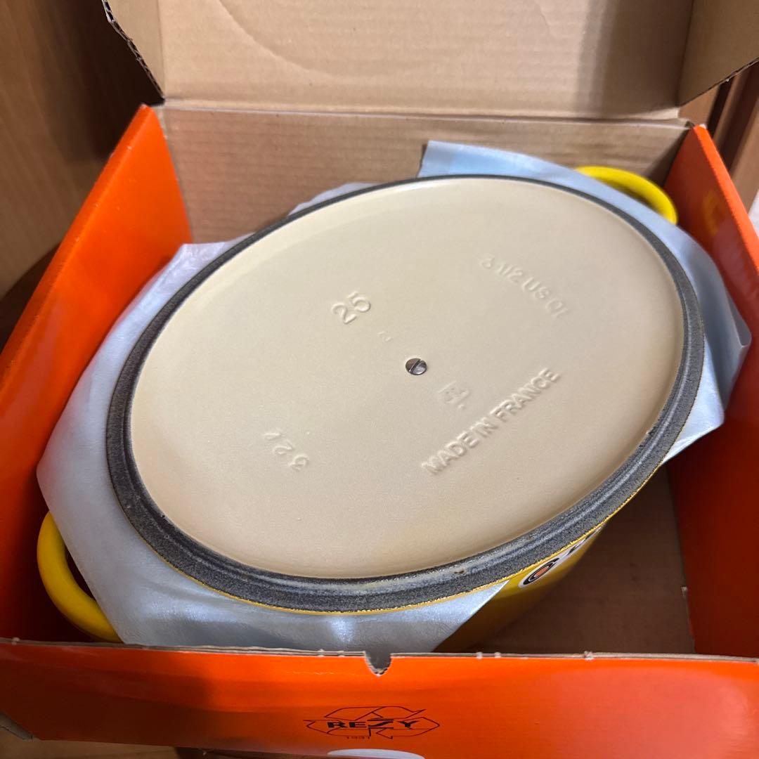 未使用 ルクルーゼ ココットオーバル 25cm ディジョンイエロー